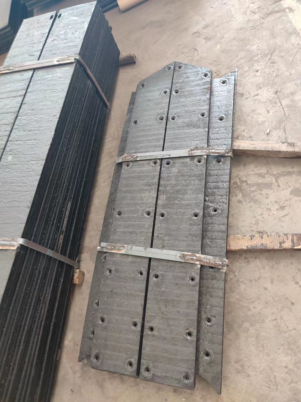 黑龙江CR20耐磨板